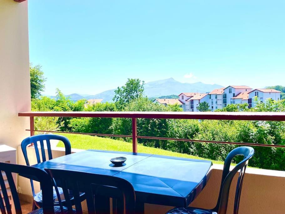 Apartamento Caporizon-Baillenia-T1 Vue Montagne - Piscine St Jean De Luz San Juan de Luz Exterior foto